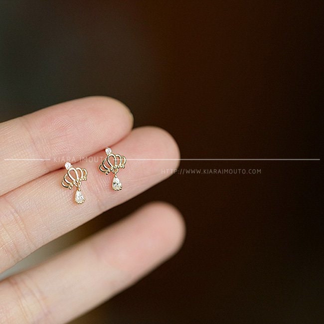 Small Crown Stud Earrings with Zircon, 9 Karat Gold Crown Shaped Stud Earrings with Zircon Drop, Solid 9 Karat Gold and Zircon Earrings