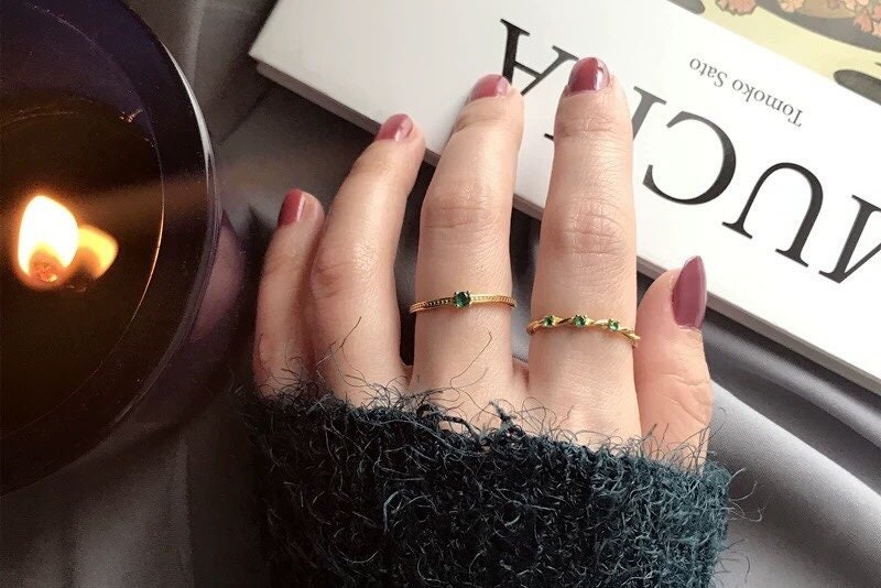 Dainty Emerald Engagement Rings, Emerald Band Ring, Green Emerald Ring, Emerald Wedding Rings, Emerald Stone Ring, Natural Emerald Rings