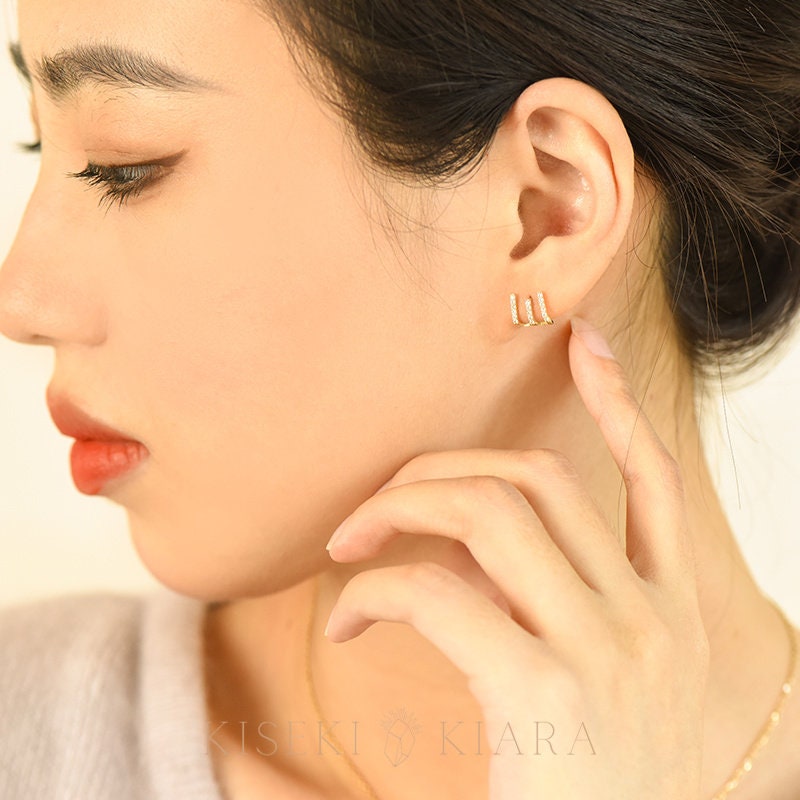 10k Solid Gold 3-prong Claw Rake Screw Post Earrings, Letter E Initial Earrings, Ball Screwbacks, Unique Earrings Women, Statement Earrings