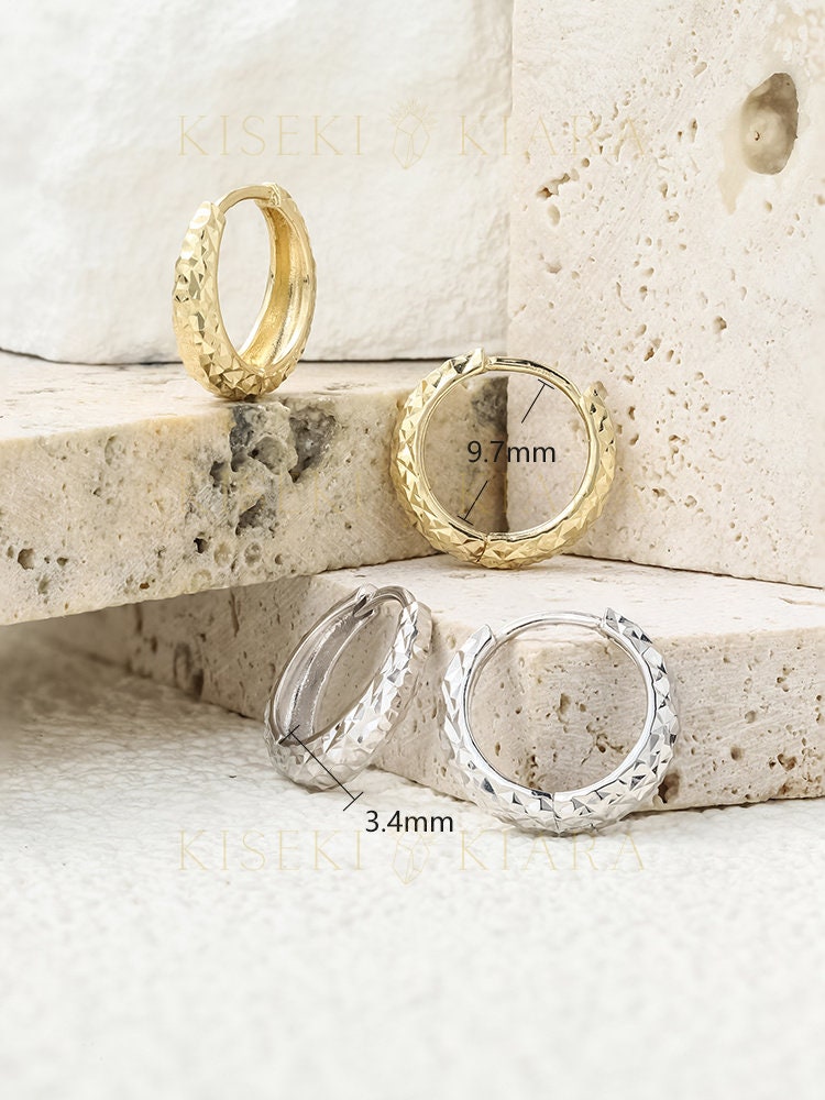 18k White Gold Retro Glam Hoop Earrings, Geometric Earrings, 18k Yellow Gold Textured Earrings, Faceted Vintage Hoops, Throwback Earrings