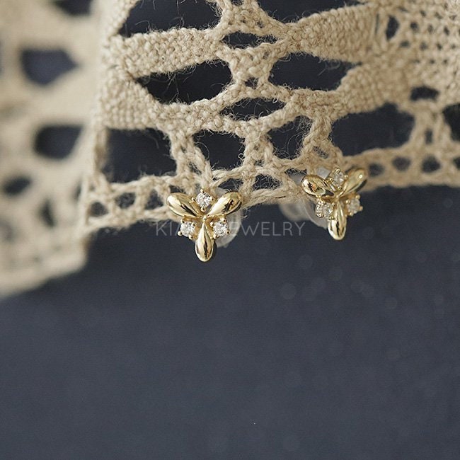 Trillium CZ Post Earrings, Delicate Triangle Studs with Diamond Alternative in 9k Gold Jewelry, Classic Flower Earrings