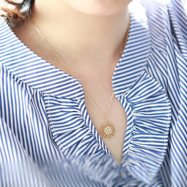 14 Karat Gold Vermeil 925 Silver Romantic Hollow Flower Necklace, Gold Flower Charm Necklace, Layerable Flower Necklace, Boho Chic Fashion