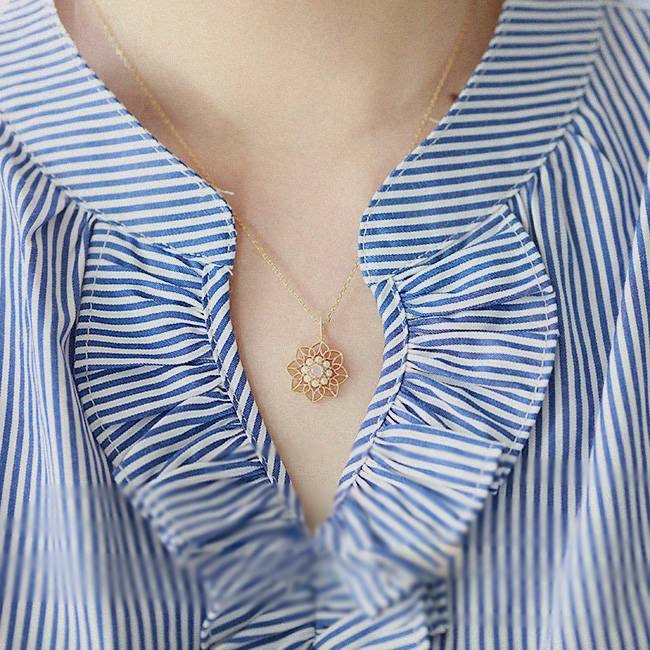 14 Karat Gold Vermeil 925 Silver Romantic Hollow Flower Necklace, Gold Flower Charm Necklace, Layerable Flower Necklace, Boho Chic Fashion