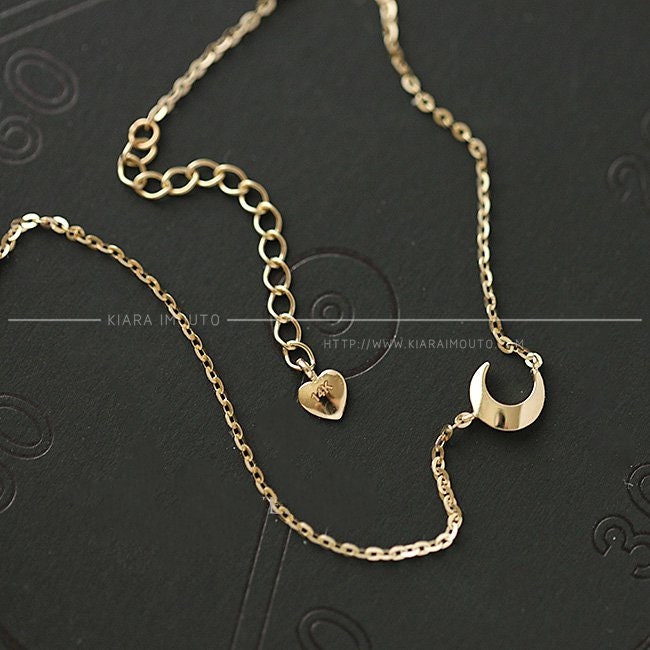 Slender Moon Bracelet, 14k Gold Minimalist Bracelet, Korean-Style Friendship Bracelet, Beautiful Fine Jewelry for Her, Crescent Moon