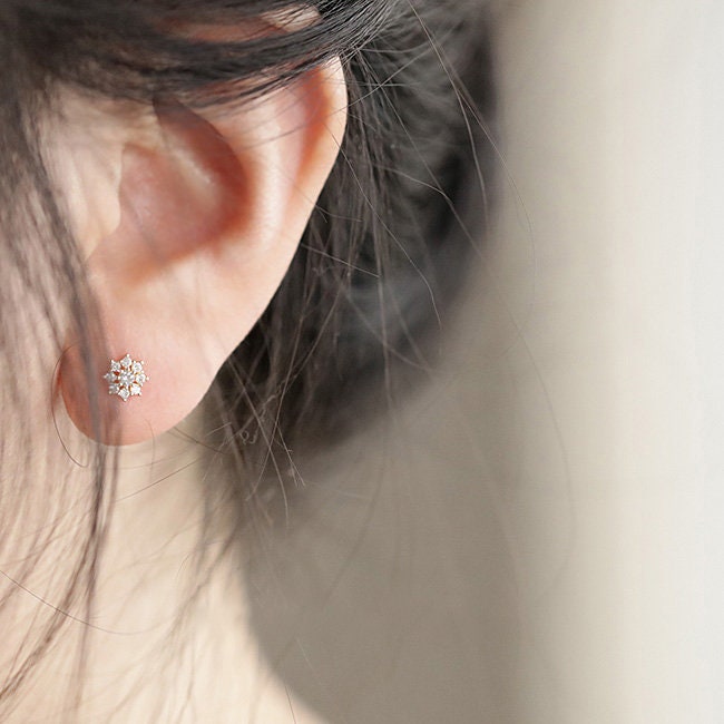 Snowflake Gold Stud Earrings, Made From Pure 9kt Gold and Cubic Zirconia, Jewelry For Women, Studs For Men, Studs Diamond Earrings, Diamond