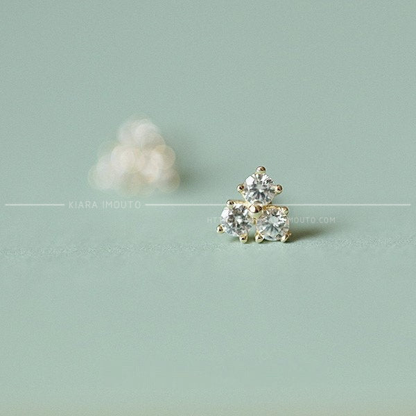 Simple Small Triangle Earrings 9k Gold 3 Zirconium Diamond Triangle Mini Earrings Japan And South Korea Earrings