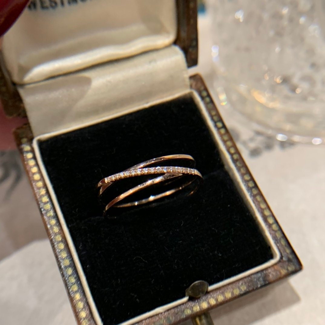 14K Criss Cross Over Ring, Gold Stacking Rings, Dainty Rings, Engraved Rings, Stackable Rings, Vintage Rings, Trendy Rings, Stylish Rings