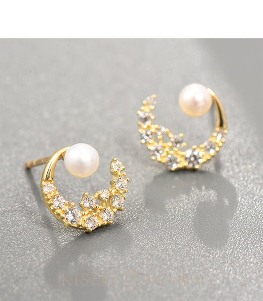 10k Solid Gold Cultured Pearl Moon Stud Earrings, Crescent Moon Earrings, Half Moon Earrings, Daily Use Gold Earrings, Dainty Gold Earrings