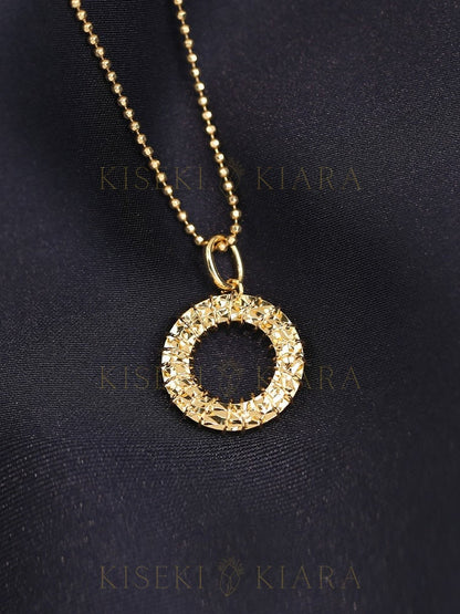 18kt Yellow Gold Flat Donut Shape Pendant, Simple Circle Of Life Charm Necklace, Gold Round Necklace, Layering Pendant, Everyday Necklace